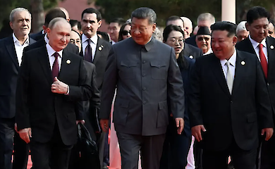 РФ развивает стратегию нападения на северные страны Европы, а Китай монополизирует важные мировые ресурсы – спецслужбы