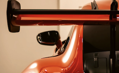 Імпорт авто в Україну зріс на 17%: лідирують Volkswagen і Tesla