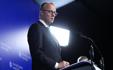 Канцлер Германии сказал, когда закончится война России против Украины