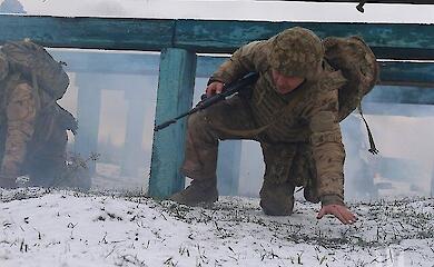 Додаткові виплати в українській армії нараховуються не тільки тим, хто безпосередньо перебуває на лінії фронту