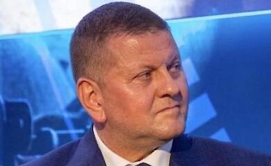 Бывший Главком ВСУ сравнил погоду в Лондоне и украинскую политику