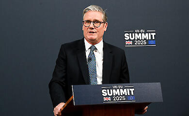 Ми повинні спростувати неправдиву інформацію про те, що Росія перемагає - заява Стармера в четверту річницю війни