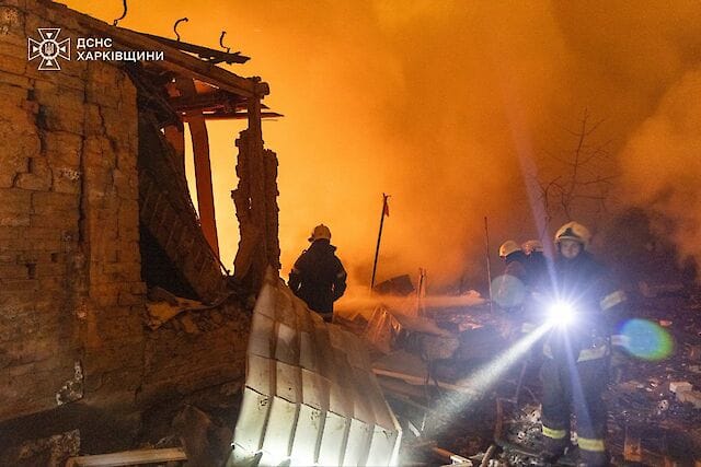 Росія масовано атакувала Київ, Харків, Запоріжжя: горіли будинки, є постраждалі