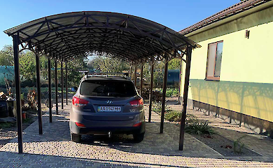Примеры установки навесов для одного авто от Sellmax