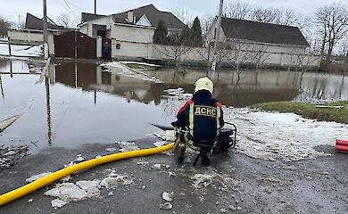 Майже 800 підтоплень по всій Україні: де вода створює найбільші труднощі