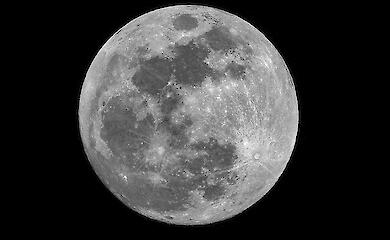 Китай планує відправити своїх перших астронавтів на Місяць до кінця десятиліття