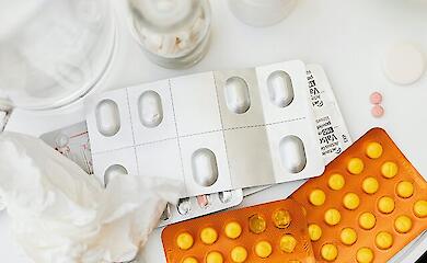 Таблетки, иллюстративное фото