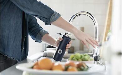 "Якщо у вас камені в нирках, потрібно пити більше води". Учені перевірили відомий міф