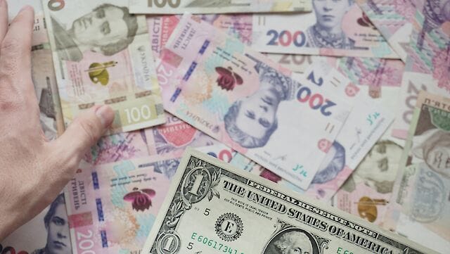 Коли призначають виплати в разі звільнення з військової служби та хто може їх не отримати