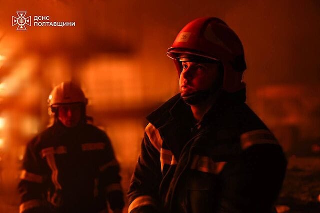 Українцям доводиться самостійно надавати допомогу пораненим під час російських обстрілів