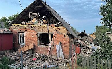 Дом, разрушенный российскими атаками в Украине