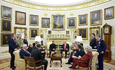 Зеленський зустрівся з Трампом у Білому домі та розповів, про що вони говорили за закритими дверима