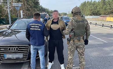 Шахрай виманив у матері загиблого військового понад 6 млн грн