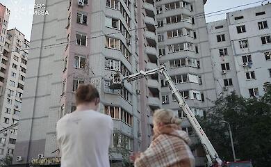 Житловий будинок, пошкоджений внаслідок російських обстрілів, Київ, 1 серпня 2026 року