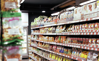 В Киеве первоклассникам из уязвимых категорий выдадут продуктовые наборы