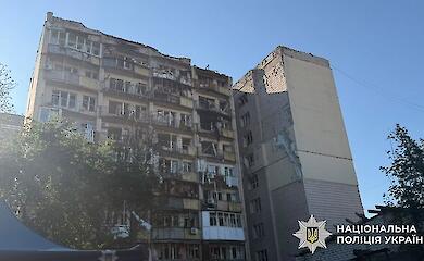 Житловий будинок у Києві, пошкоджений внаслідок російської агресії