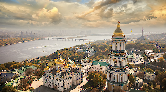 Ще чотири країни закликали своїх громадян не їхати до України: які ризики називають