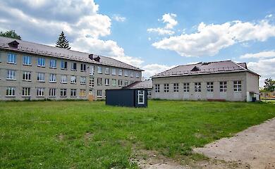 После трех лет проживания ВПЛ государственные здания могут передавать в собственность общин. Иллюстративное фото