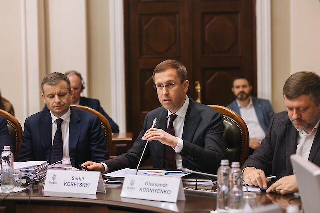 Прем'єр-міністр: ситуація з державними фінансами близька до критичної