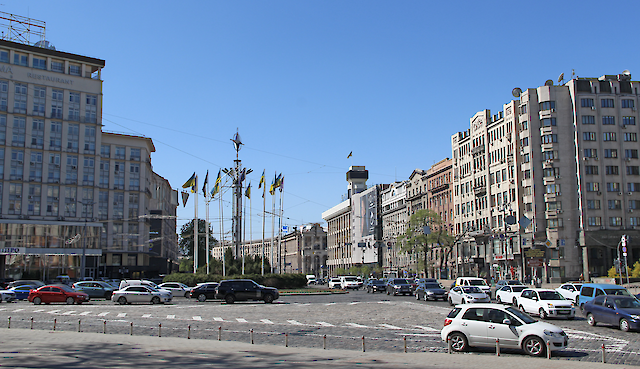 У центрі Києва обмежать рух: на Європейській площі розпочнуться ремонтні роботи