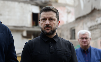 Президент Володимир Зеленський на місці російського удару по Прилуках, 8 жовтня 2026 року