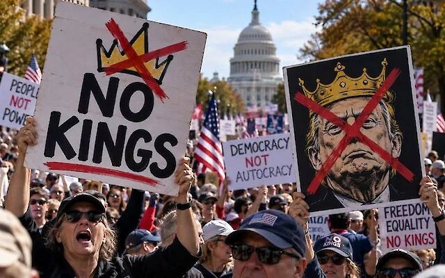 У США відбулися масштабні протести проти Трампа під гаслом «Ні королям»