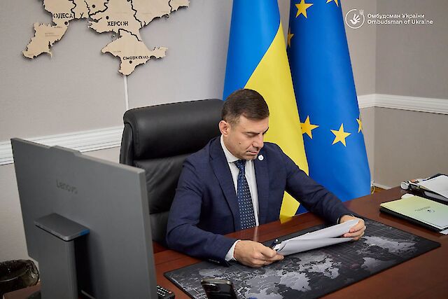 В Олешках люди помирають без їжі та ліків: Лубінець заявляє, що Україна готує евакуацію цивільного населення