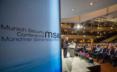 Президент Украины рассказал, когда закончится война на Донбассе.