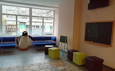 В стоилце на Березняках появился кинотеатр с детской комнатой и подъемником для людей с инвалидностью