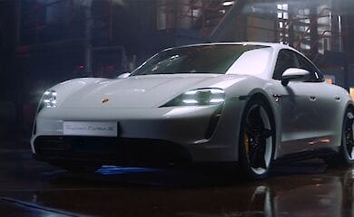 Білл Гейтс купив свій перший електрокар - Ілон Маск не в захваті