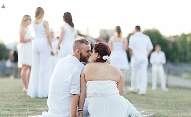 У Києві вперше влаштують пікнік Le D&icirc;ner en Blanc, який щорічно проходить у 80 країнах світу