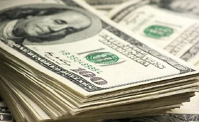 Трудовые мигранты перевели домой больше денег, чем прогнозировал НБУ