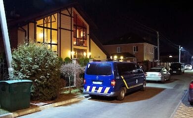 Поздно вечером под Киевом в селе Чайки мужчина покончил с собой