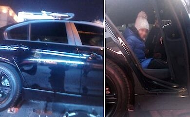 У повністю тонованому авто, який евакуювали за неправильну парковку, залишились діти