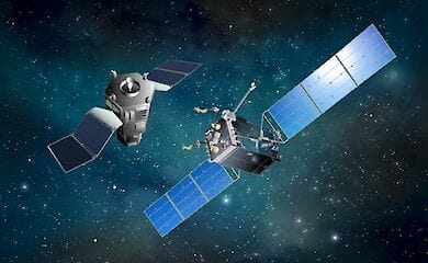 На орбите произошла успешная стыковка двух спутников
