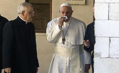 Папа Римский чувствует недомогание 