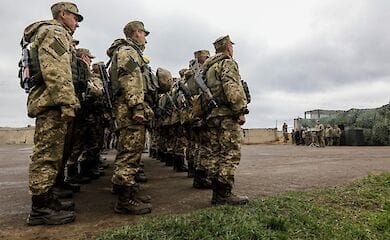 В Украине планируют призывать в армию офицеров запаса