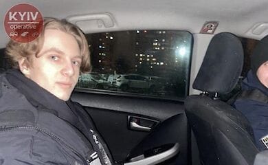 В Киеве ищут парня, который ушел из дома