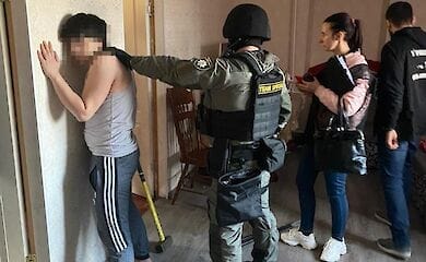 Полицейские в Киеве задержали наркоторговцев