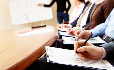 Родители, готовы ли вы к удорожанию контрактов за обучение?