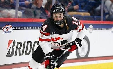 IIHF отменила женский чемпионат мира