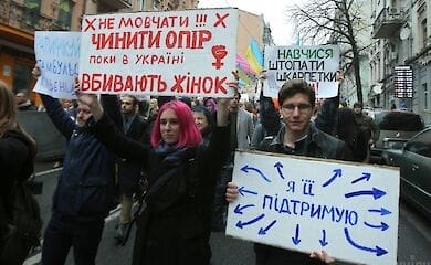 Безопасность во время массовых акций обеспечивали 500 правоохранителей