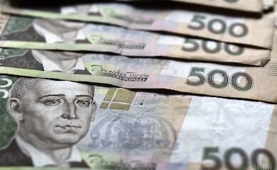 Через дефіцит бюджету частина студентів не отримала стипендії, а індексацію соцвиплат перенесли на півроку