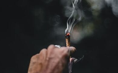 Курение увеличивает риск смертельных осложнениям при инфицировании коронавируса