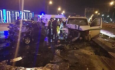 У Києві сталася смертельна ДТП. Одна з машин загорілась