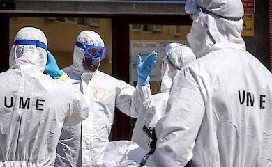 Мужчина во время карантина отправился на индонезийский остров Батам