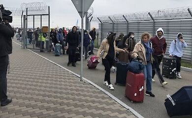 Украинцев, прибывших из Вьетнама, обязывают оплатить обсервацию