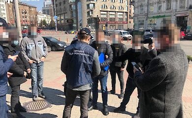 В Киеве псевдосоветник  Офиса президента требовал взятку в 200 тыс.долл