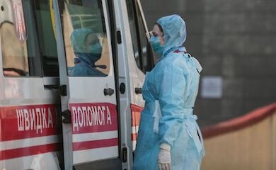 Пацієнти з коронавірусом самі купують ліки  - ЗМІ